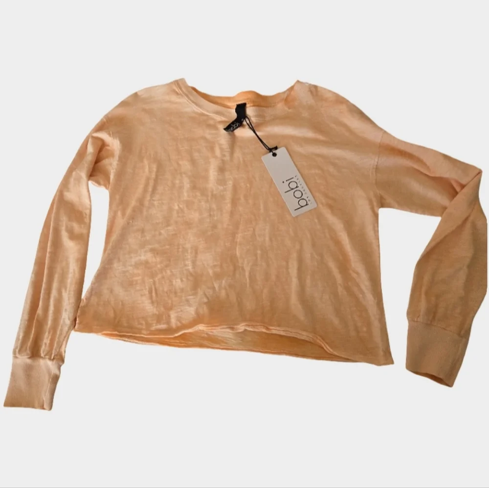 Bobi NWT Cropped Long Sleeve Tee Small Light Wash Orange Long Sleeve Women's Top - Picture 2 of 9
